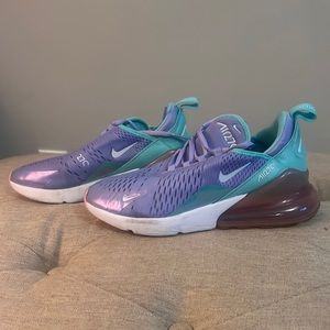 Nike women’s Air Max 270 twilight pulse light aqua size 6Y